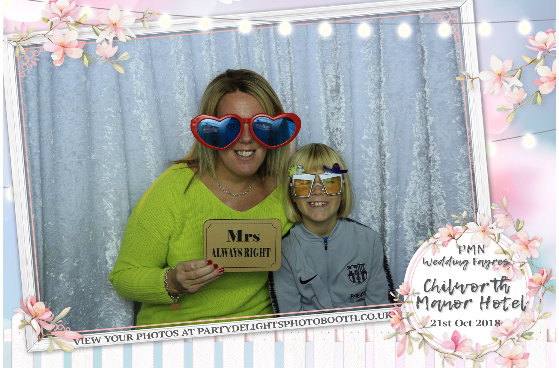 Chilworth Manor Hotel - PMN Wedding Fayre - Prints | View more photos from the event at gallery.partydelightsphotobooth.co.uk/u/PartyDelightsPhotoBooth/Chilworth-Manor-Hotel-PMN-Wedding-Fayre-Prints